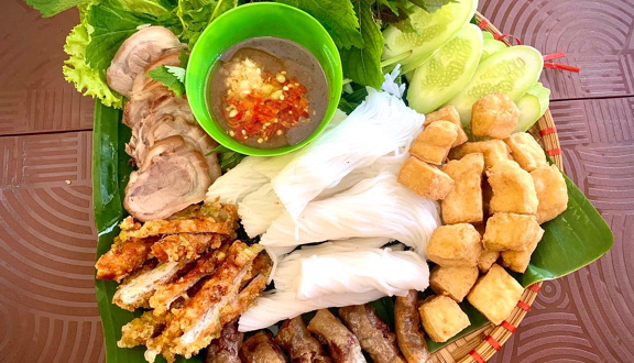 Scene - Bún Đậu Mắm Tôm & Trà Chanh