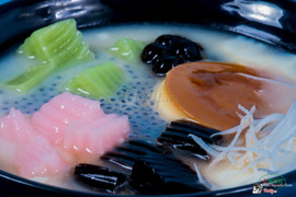 Anuk muôn màu, sắc tính tràn ngập