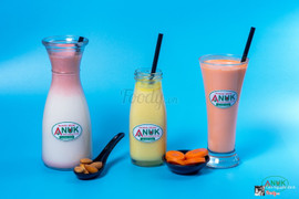 Nước ép, sữa hạt mát mẻ mê say.