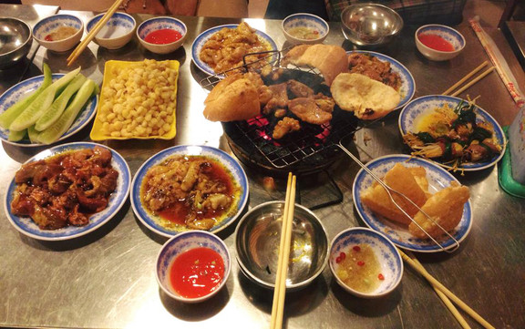 Quán Gạch - Nướng & Lẩu 