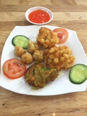 Dĩa combo thập cẩm