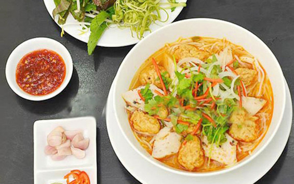 Quán Nga - Bún Chả Cá 