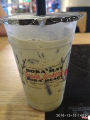 matcha xoài sủi bọt