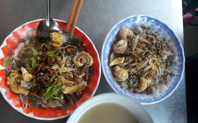 Cơm  & Bún Mì Hến