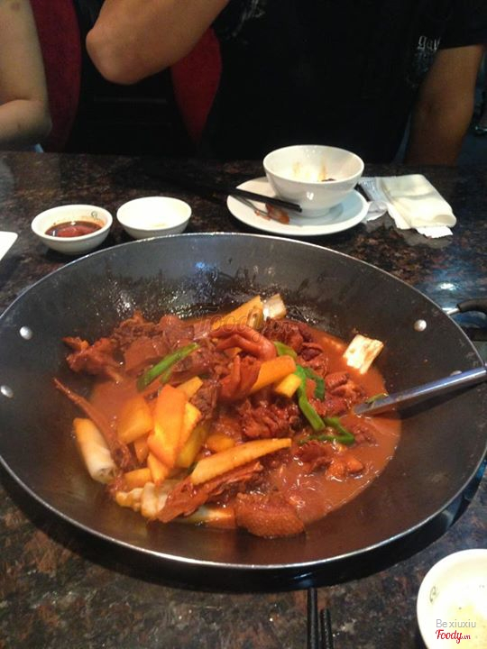 Nhà hàng có chỗ chơi cho trẻ con ở Hà Nội - Nhà hàng Lẩu Khô Hồng Kông