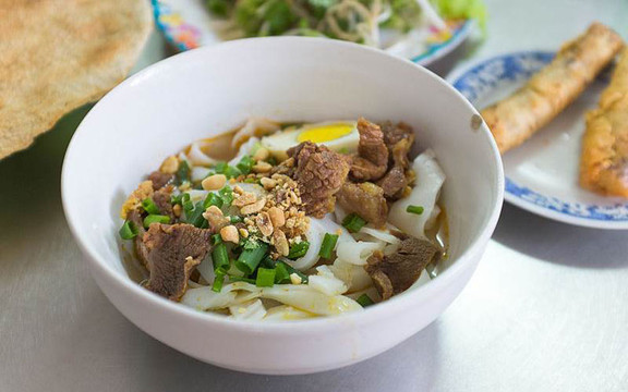 Nguyên Anh Quán - Mì Quảng