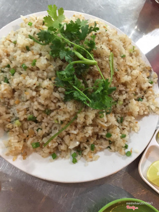 Cơm chiên cá mặn 