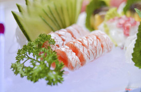 sashimi bụng cá hồi