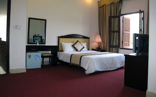 Công Đoàn Hotel