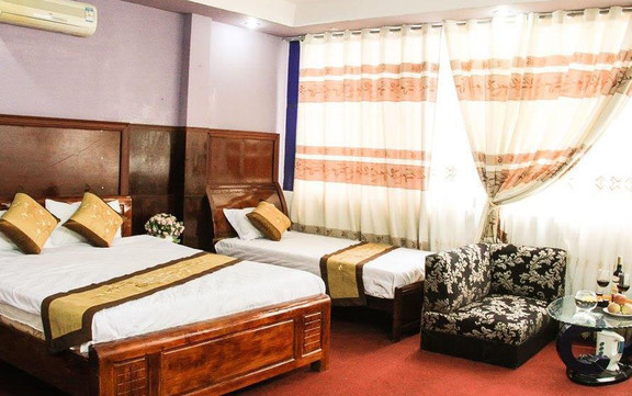 Lake Side Hotel - Linh Đàm