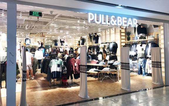 Pull&Bear Vietnam - Vincom Đồng Khởi