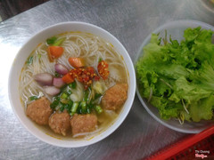 Bún riêu