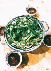 Lá xách hấp hành gừng
