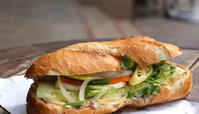 Bánh Mì Hoàng Quân