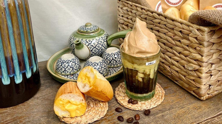 Ador Coffee - Cafe Bọt Trứng & Bánh Mỳ Bơ Chảy