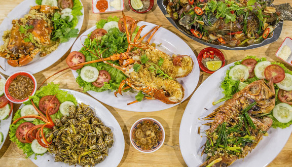 Quán Tâm Hải Sản