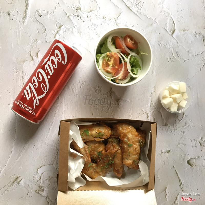 Combo 4 miếng kèm nước và salad