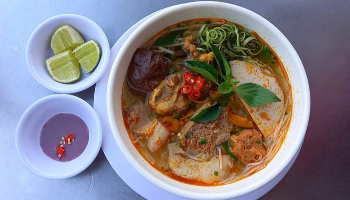 Quán Bún 72 - Bún Riêu Cua - Nguyễn Văn Cừ Nối Dài