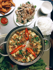 Toàn cảnh nồi lẩu riêu cua sườn sụn 160k bự đùng