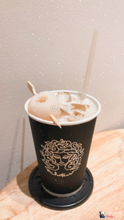 Quán nước khá đẹp, yên tĩnh. Nước đối với mình thì khá là OK. Nói chung đánh giá 5🌟