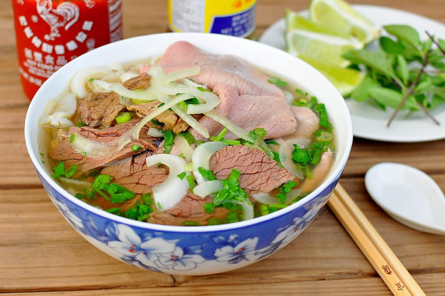 Phở Tú - Phở Bò - Ngọc Trì