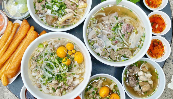 Phở Gà Bé Đạt - Nguyễn Tiểu La