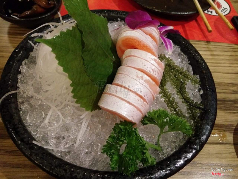 sashimi bụng cá hồi