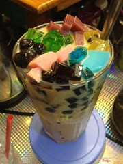 Trà sũa 14k thạch tùm lum