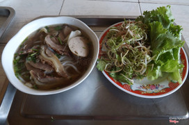 Vào trrong quầy làm 1 pic