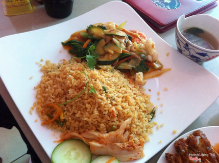 Cơm hải sản