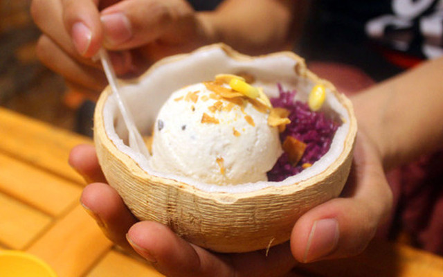 Yuy - Kem Xôi Dừa