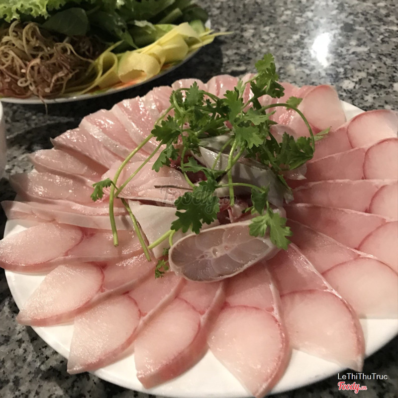 Cá mập nhúng giấm ngon ngất ngây