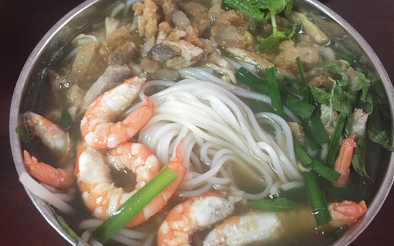 Bún Nước Lèo Thái