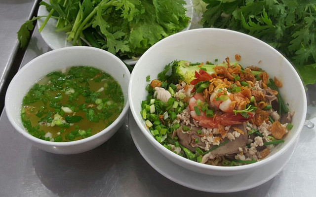 Hủ Tiếu Nam Vang - Cách Mạng Tháng 8