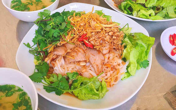 Phở Chua Ngọt & Bún Miến Trộn - Hòe Nhai