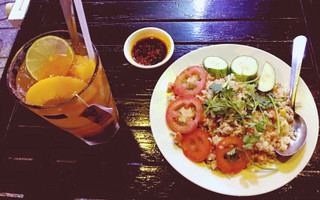 Ăn vặt trà sữa