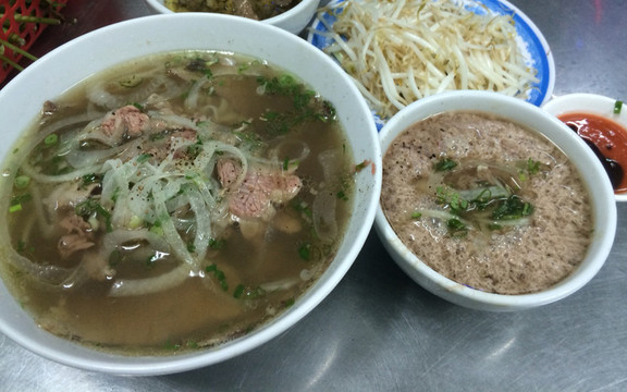 Ba Hiền - Phở & Bò Kho