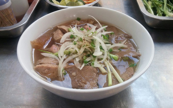 Phở Năm Quốc