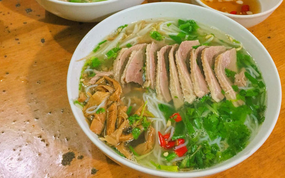 Ngan Quê - Hồ Đền Lừ