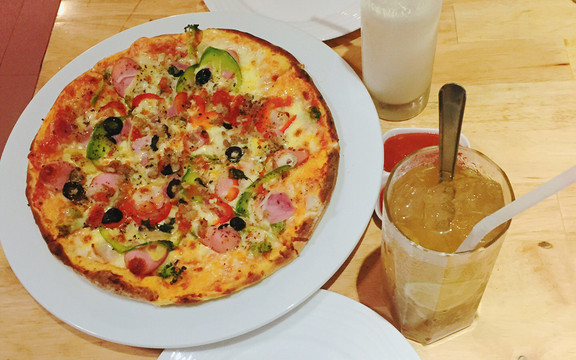 3B - Milktea & Pizza