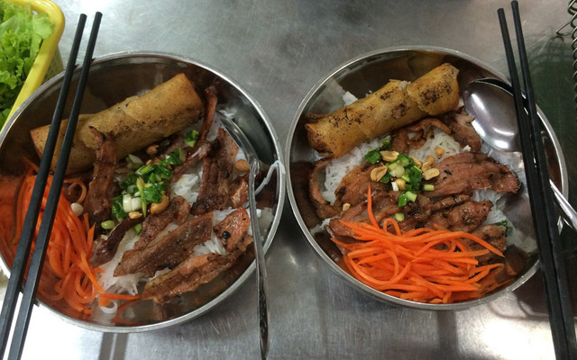 Ngân - Cơm Tấm & Bún Thịt Nướng