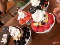 Không gian sang trọng, bingsu ngon nên mình cũng hay lui tới. Cuối tuần mà đi thì có lần phải đi về vì hết chỗ