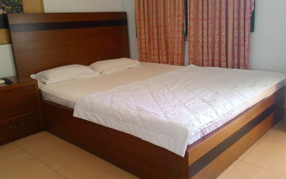 Hiền Lương Hotel
