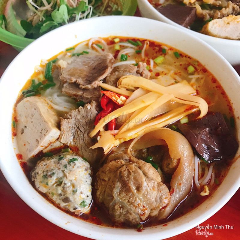 bún bò huế 25k