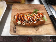 hotdog béo nháy của quán sốt lạla