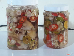 Chân gà ngâm xả tắc