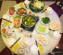 Lẩu thập cẩm 550k