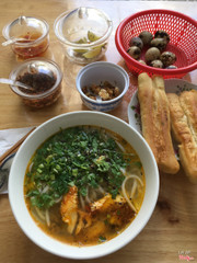 Bánh canh cá lóc