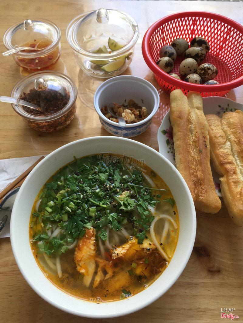 Bánh canh cá lóc