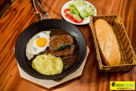 Beefsteak Sốt Tiêu Đen